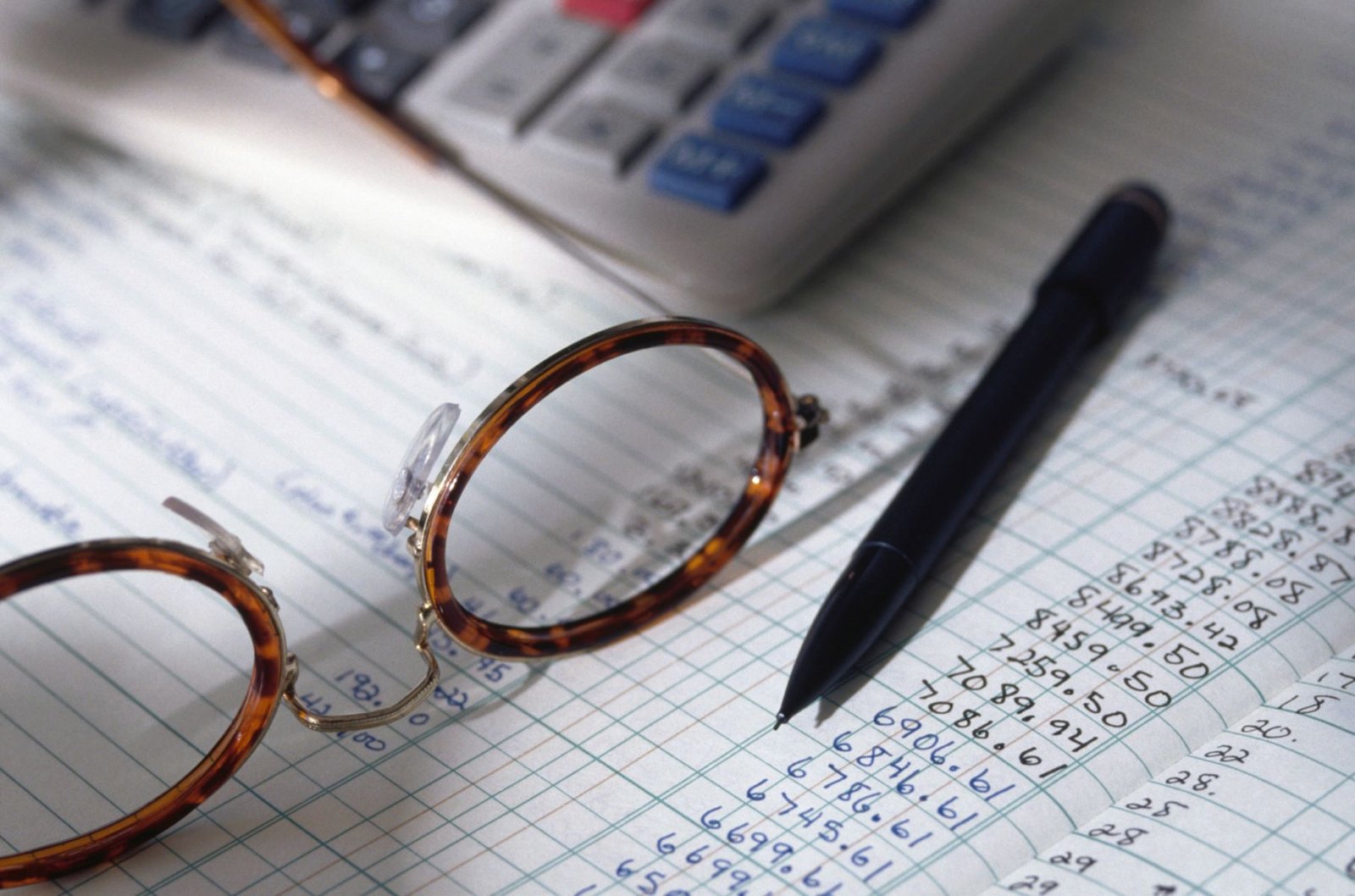 What is Cross-Footing in Accounting? The Essential Accuracy Check You Can't Ignore | Crossfoot
